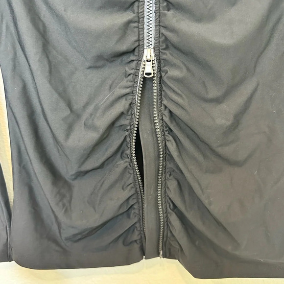 ATHLETA Black Ruched Front Zip Front Nylon Blend Jacket XS - Picture 4 of 9